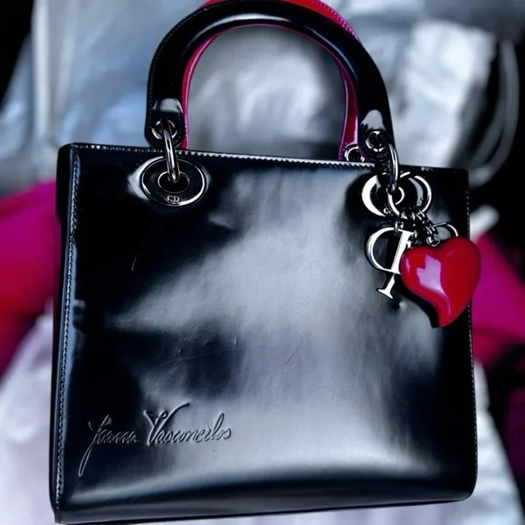 Limited Edition Christian Dior Lady Dior Art Black Patent Leather Red Heart Bag - Picture 14 of 15